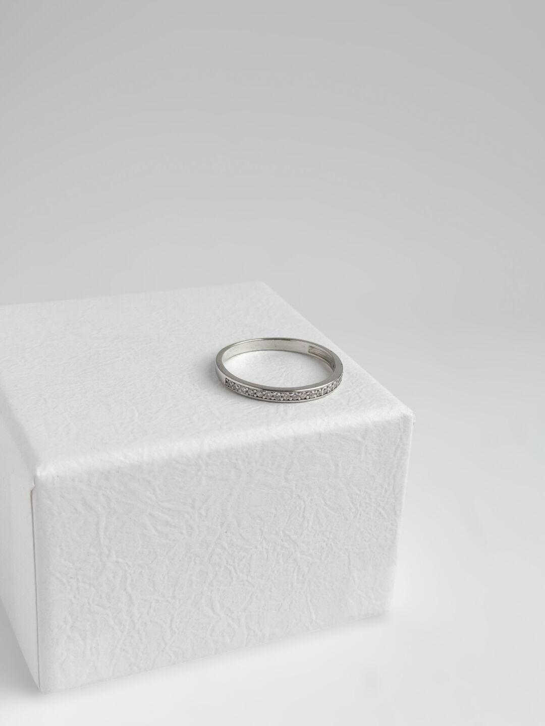 Зображення Срібна жіноча каблучка доріжка  при наведенні