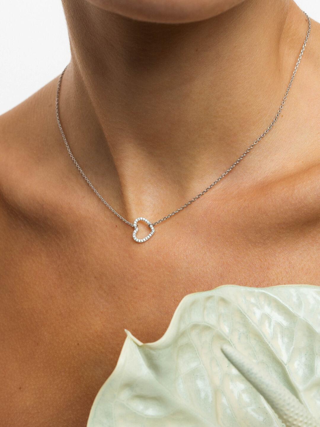 Серебряное колье Сердце