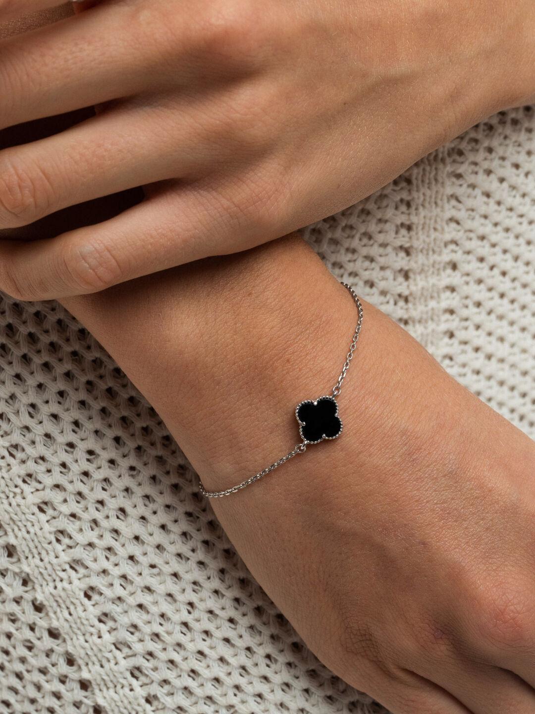 Зображення Срібний браслет онікс Клевер 1 см