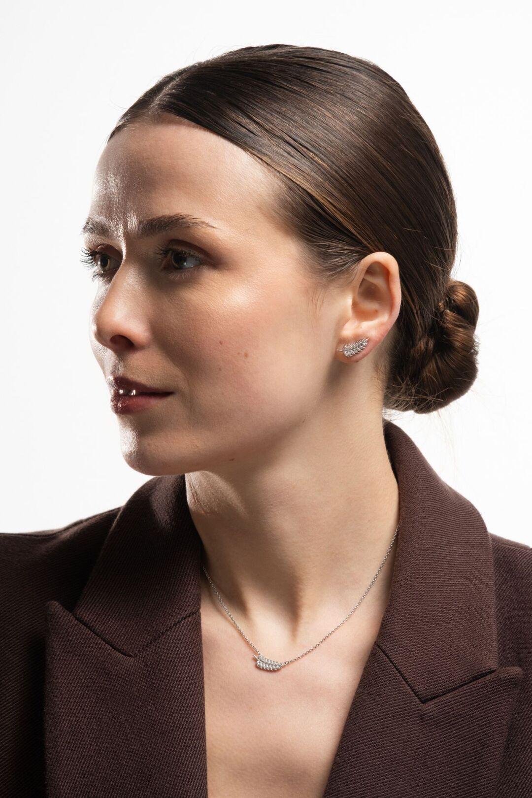 Зображення Срібні жіночі сережки Пір'я при наведенні