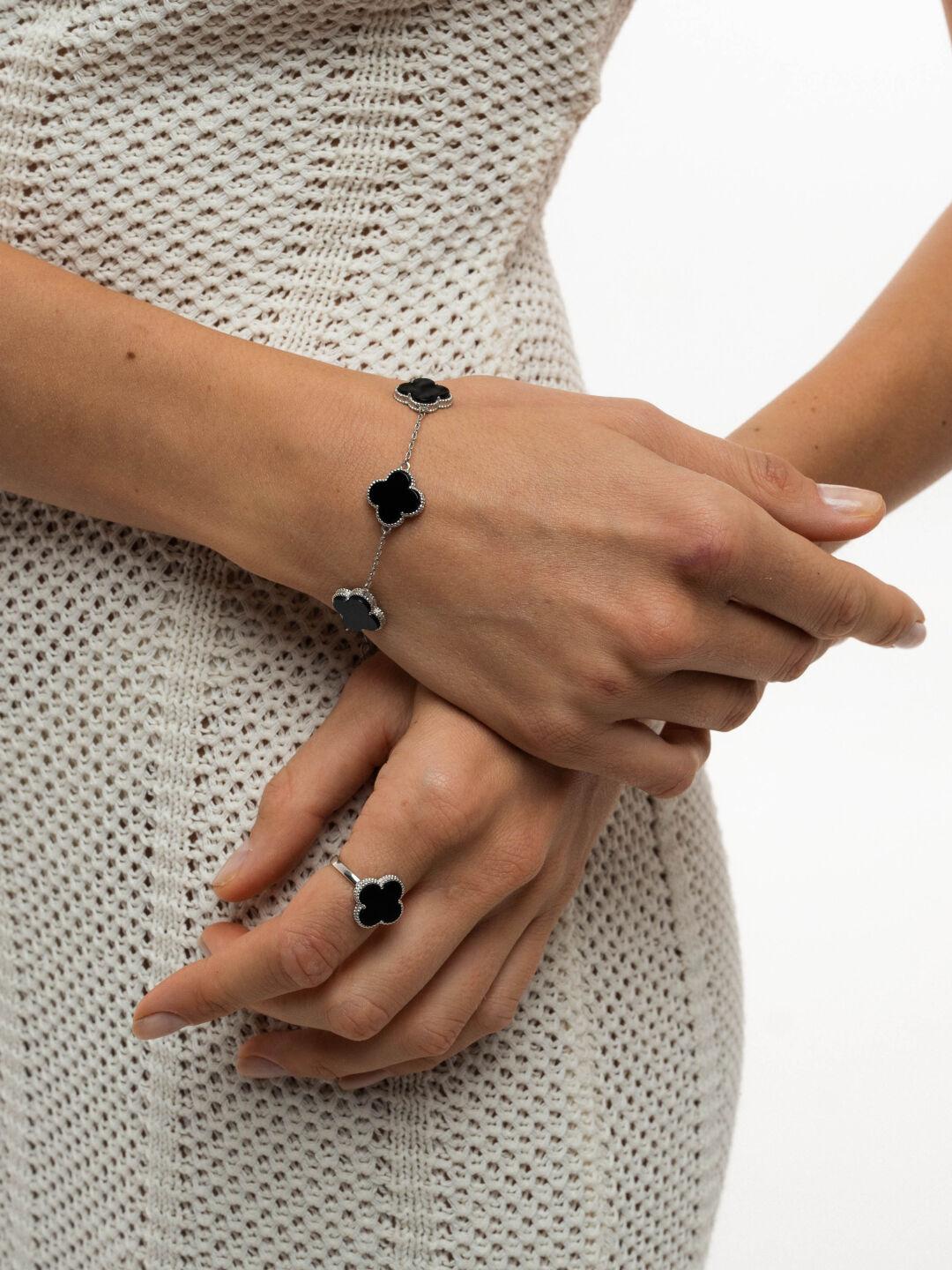 Зображення Срібний браслет онікс Клевер 3 вставки 