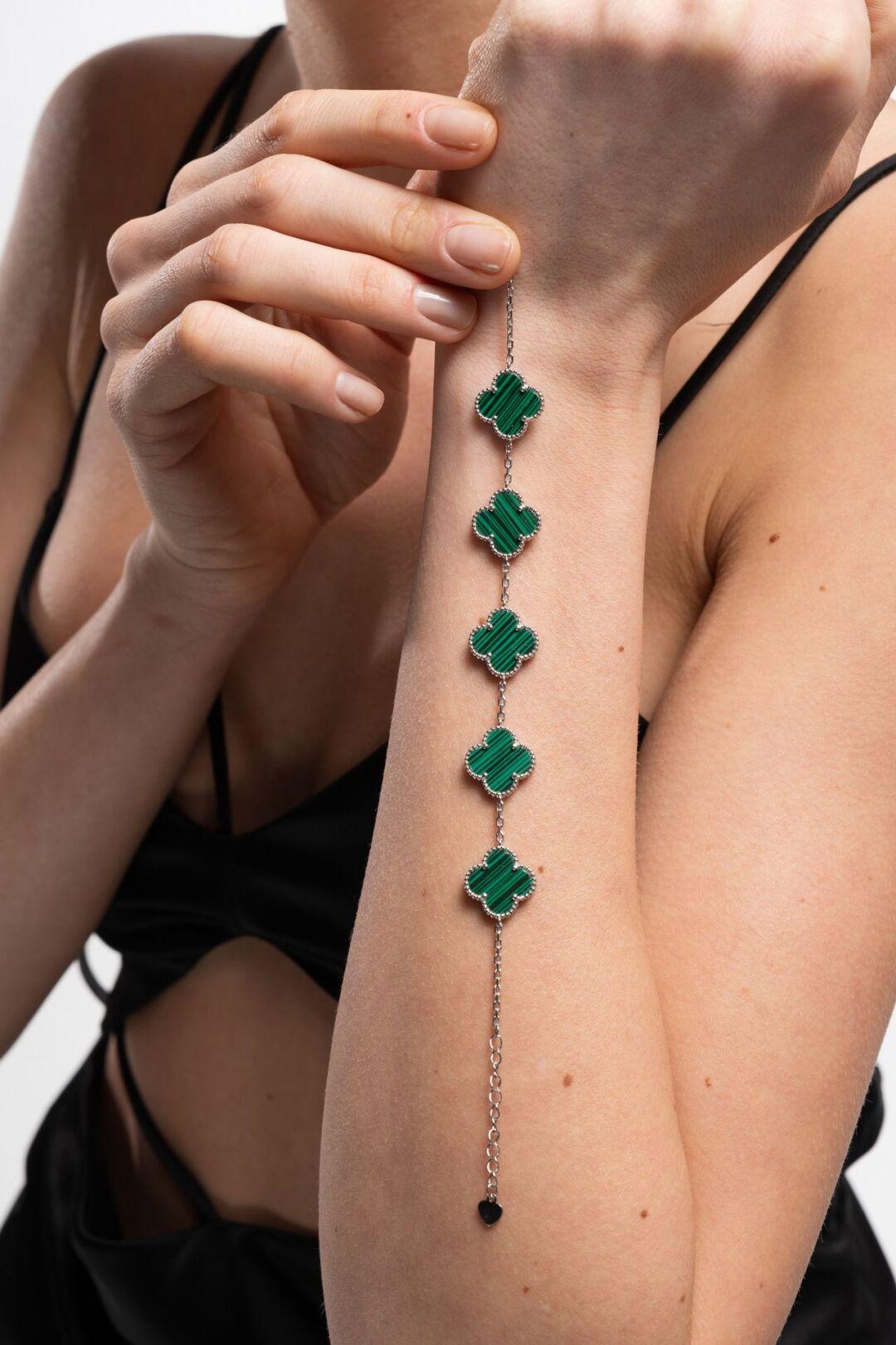 Зображення Срібний браслет Клевер з малахітом 5 вставок