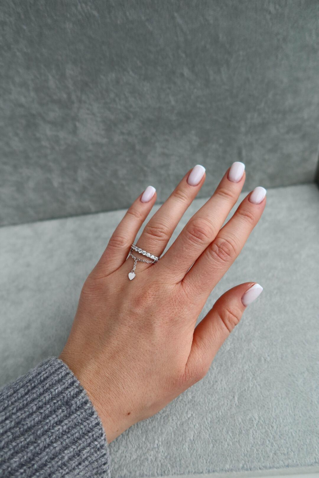 Зображення Срібна каблучка з ланцюжком