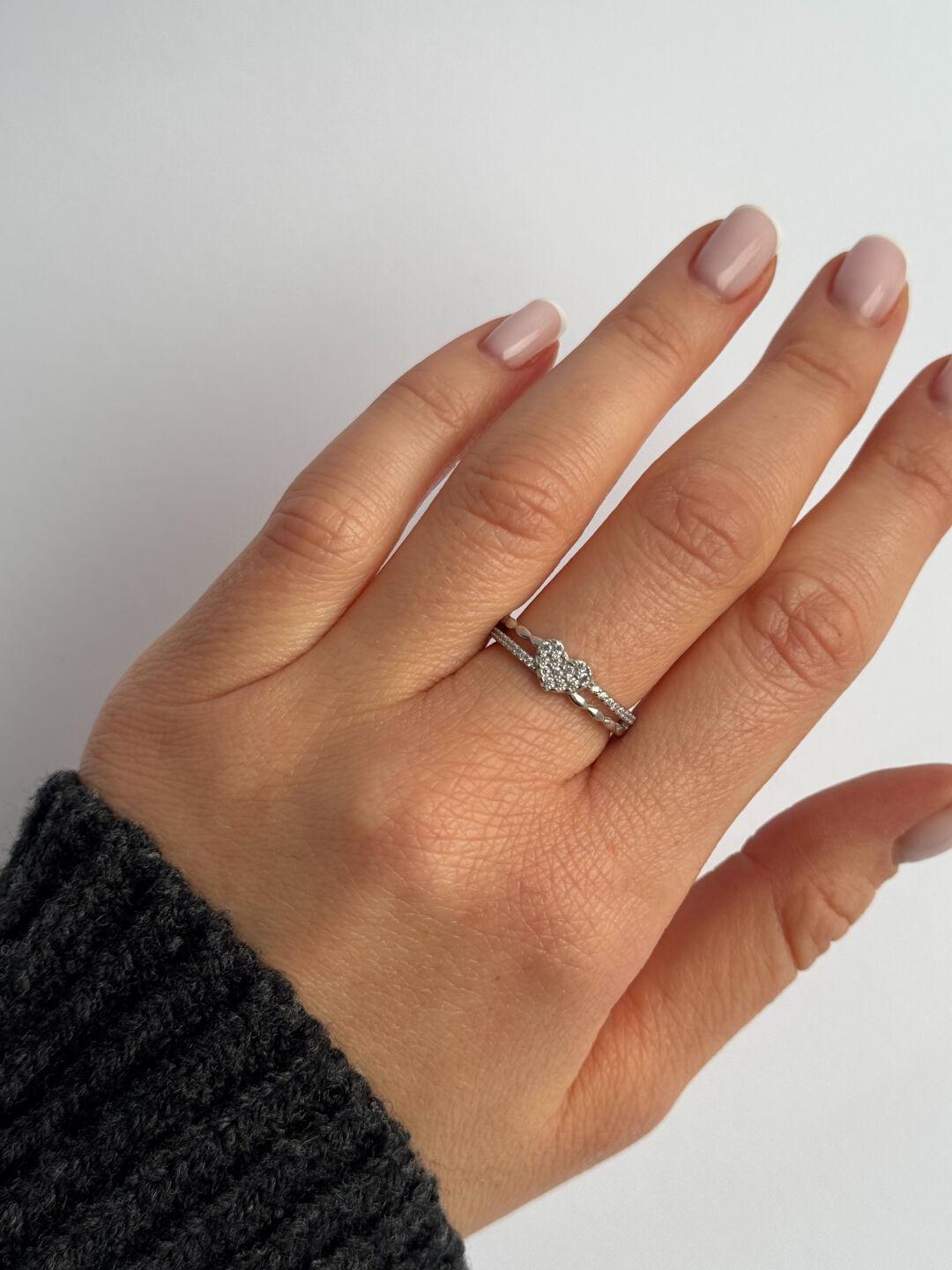 Зображення Женское кольцо из серебра 925 пробы с сердцем при наведенні