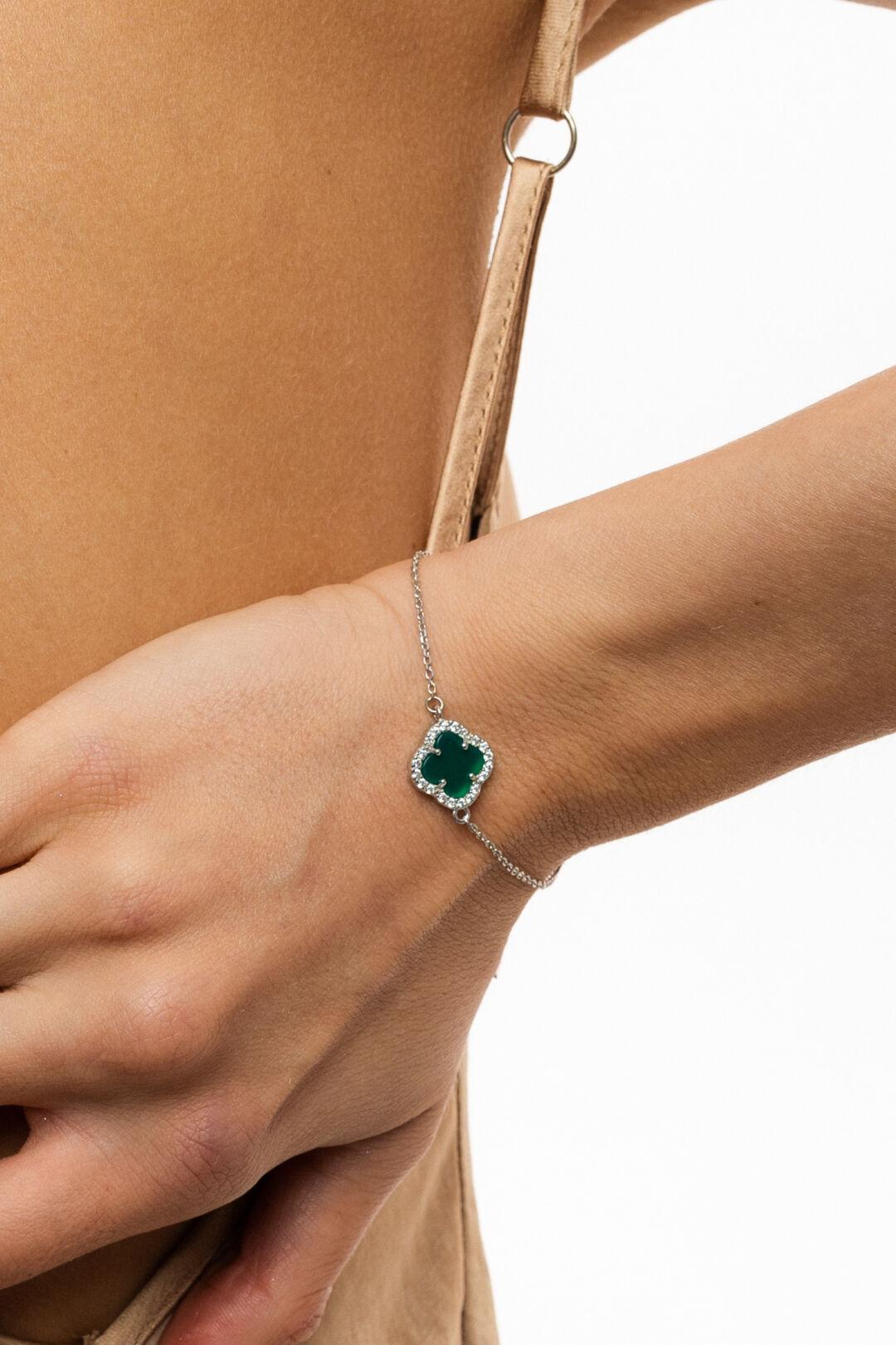 Зображення Браслет из серебра 925 пробы с нефритом Клевер