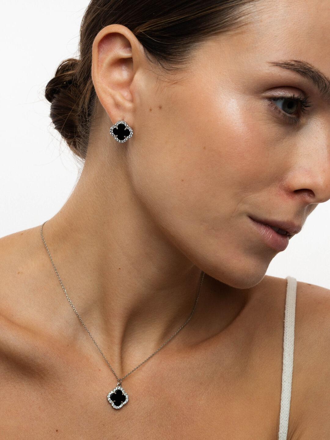 Зображення Сережки зі срібла 925° з оніксом та куб.цирконієм Клевер при наведенні