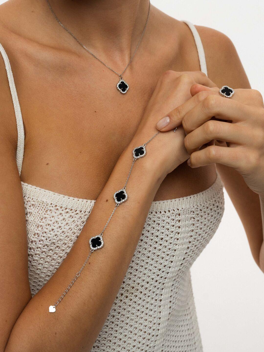 Зображення Срібний браслет Клевер онікс та куб.цирконій 3 вставки